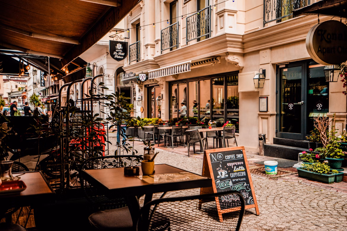 Bistro Lokál